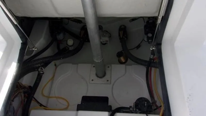 Slide: The Image of Sportsman Heritage 231 Center Console 2025 - 14