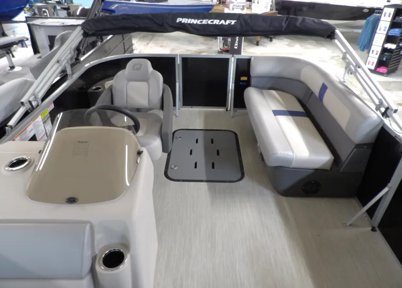 Slide: The Image of Princecraft Brio 17 2026 - 10