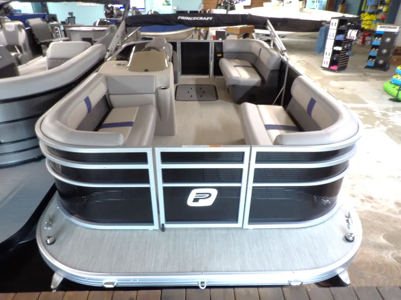 Slide: The Image of Princecraft Brio 17 2026 - 3