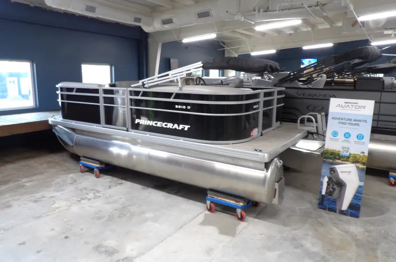 Slide: The Image of Princecraft Brio 17 2026 - 7