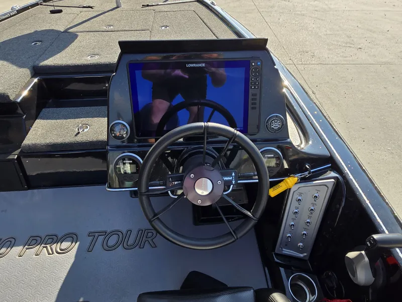 Slide: The Image of Blazer 650 Pro Tour 2024 - 5