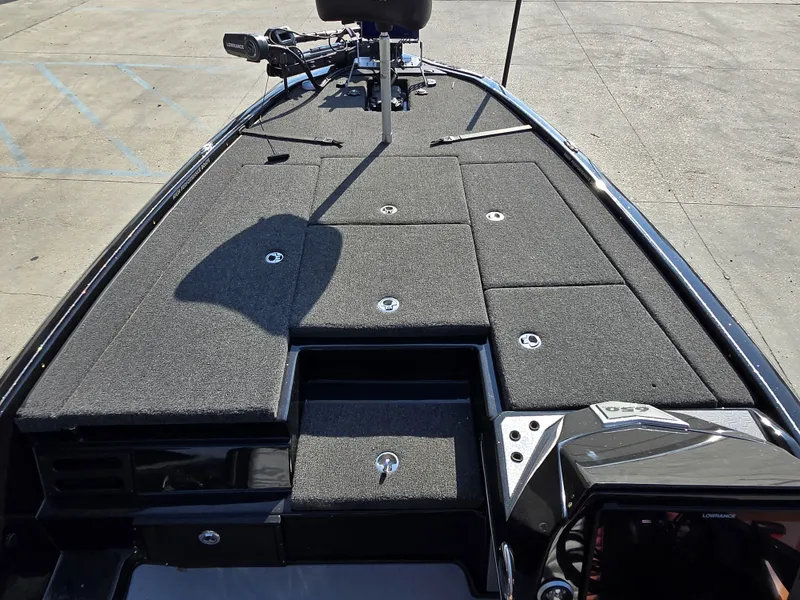 Slide: The Image of Blazer 650 Pro Tour 2024 - 7