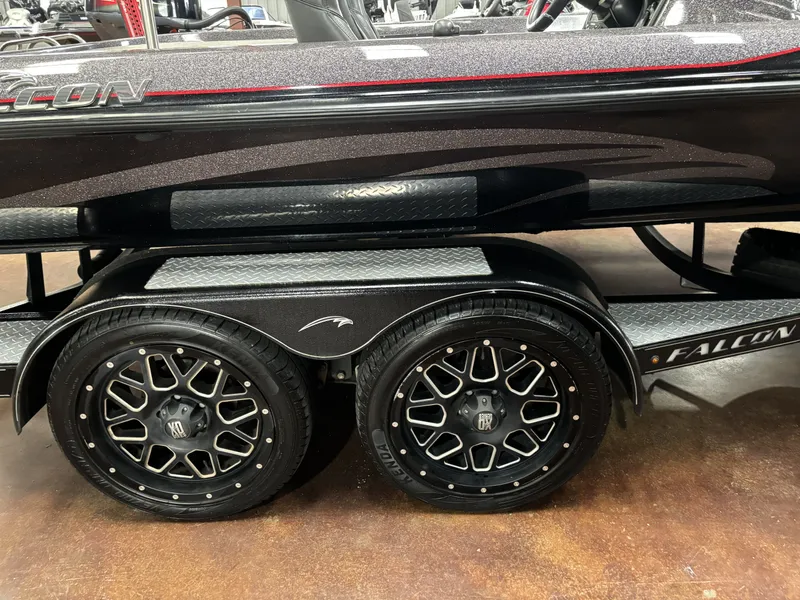 Slide: The Image of Falcon Boats F20 PREDATOR 2023 - 10