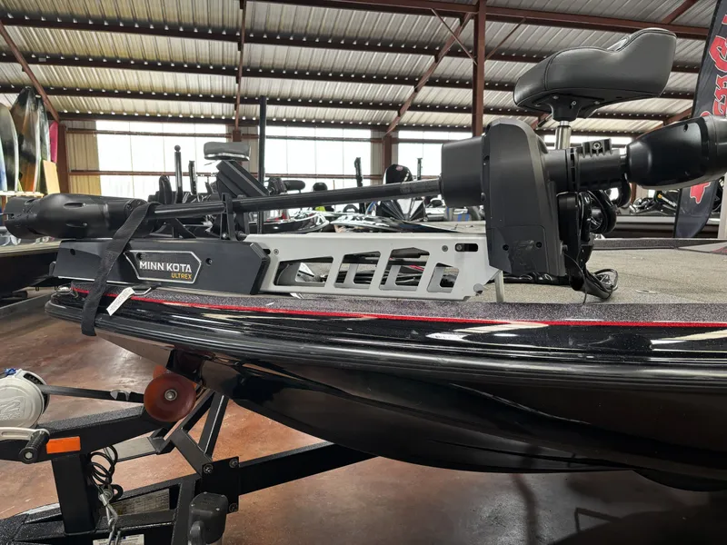 Slide: The Image of Falcon Boats F20 PREDATOR 2023 - 11