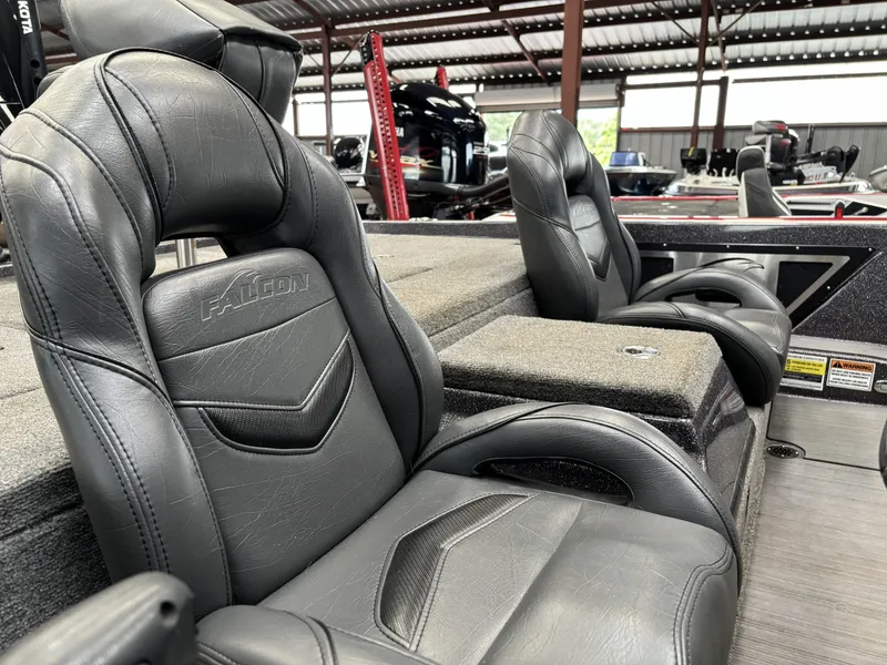 Slide: The Image of Falcon Boats F20 PREDATOR 2023 - 16