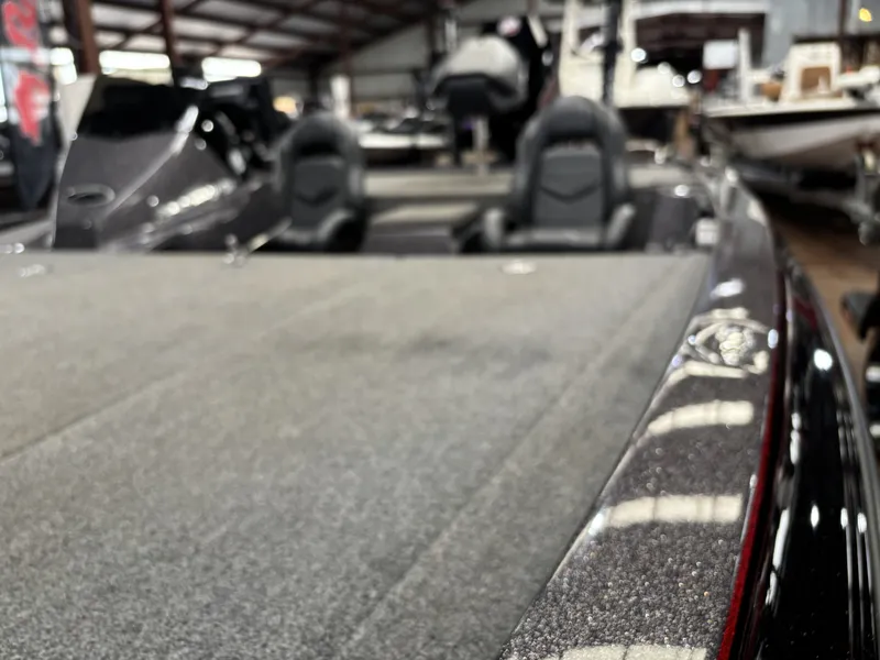 Slide: The Image of Falcon Boats F20 PREDATOR 2023 - 7