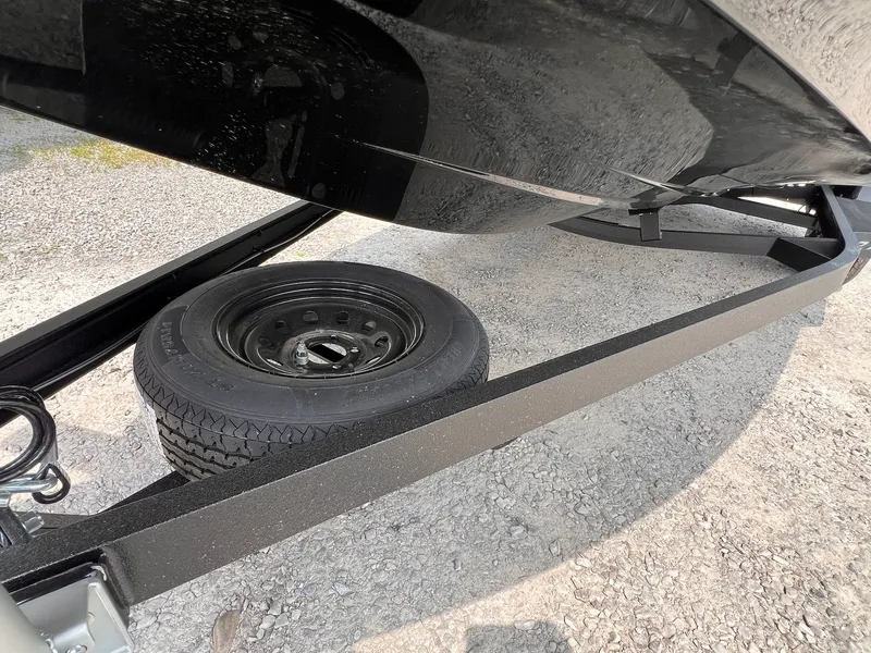 Slide: The Image of Skeeter ZXR 20 SE 2025 - 25