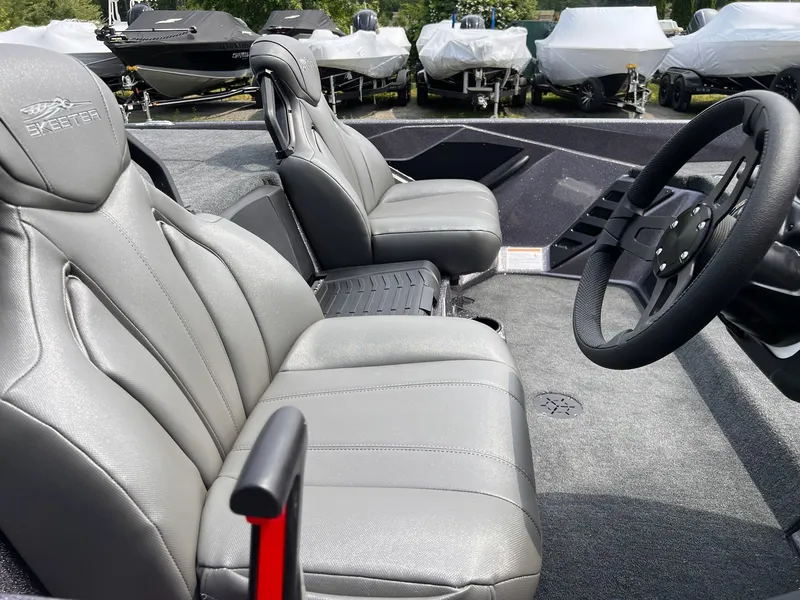 Slide: The Image of Skeeter ZXR 20 SE 2025 - 32