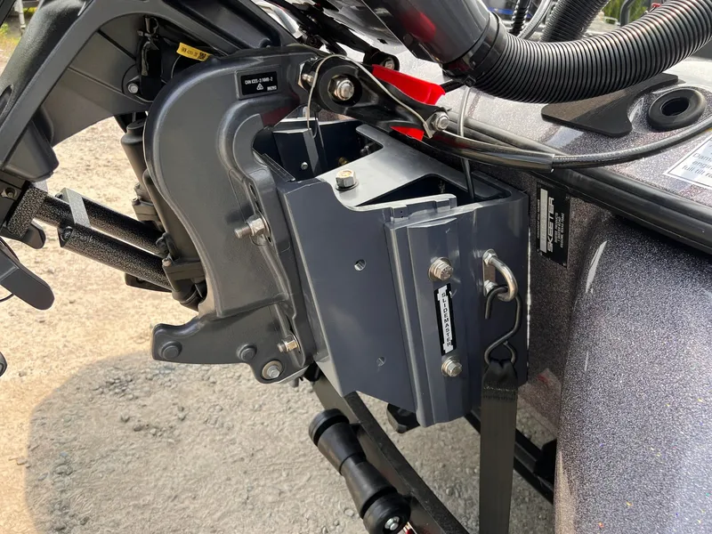 Slide: The Image of Skeeter ZXR 20 SE 2025 - 40