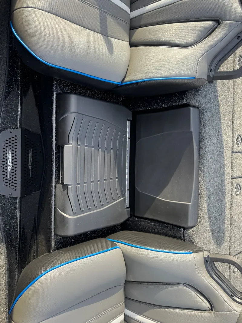 Slide: The Image of Skeeter ZXE21 2026 - 12