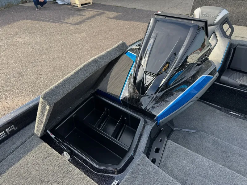 Slide: The Image of Skeeter ZXE21 2026 - 9