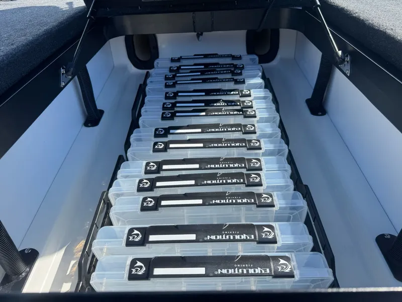 Slide: The Image of Skeeter FXR20 Apex 2026 - 18