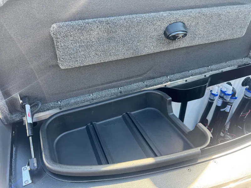 Slide: The Image of Skeeter FXR20 Apex 2026 - 21