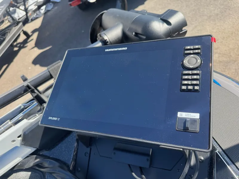 Slide: The Image of Skeeter FXR20 Apex 2026 - 22