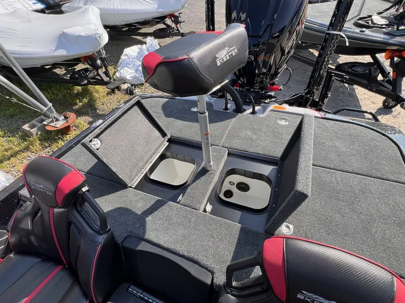 Slide: The Image of Skeeter ZXE20 2026 - 10