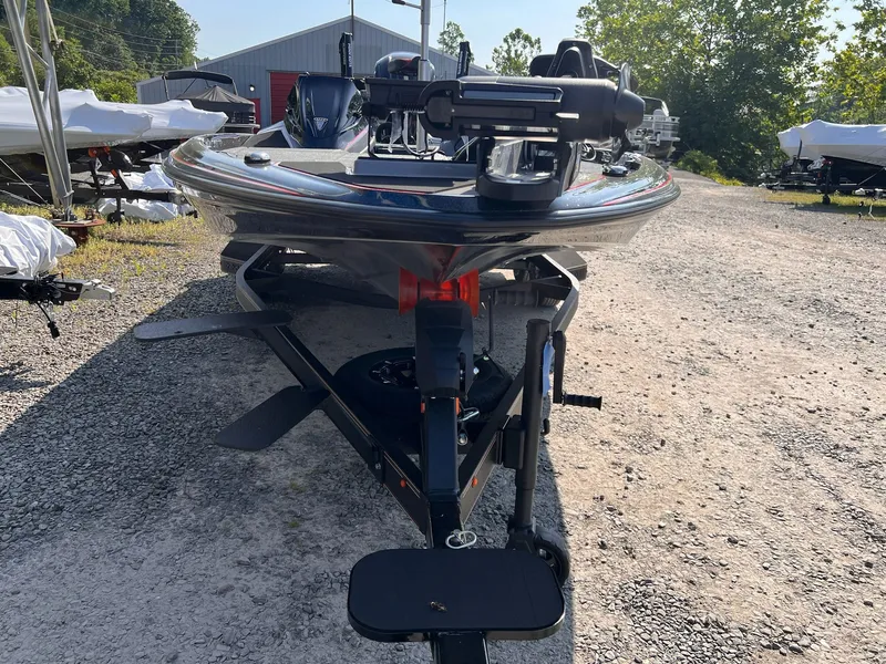 Slide: The Image of Skeeter ZXE20 2026 - 18