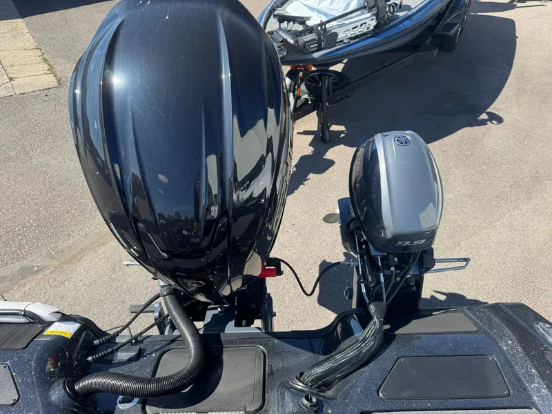 Slide: The Image of Skeeter WX2060 F 2026 - 11