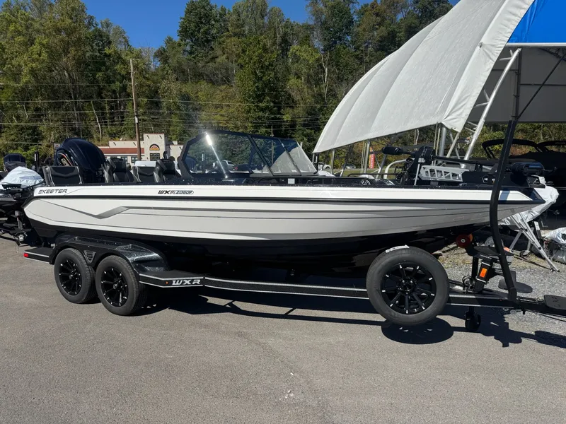 Slide: The Image of Skeeter WX2060 F 2026 - 35