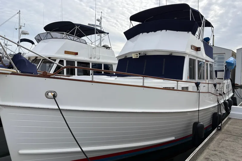 Slide: The Image of Blue Bimini and very rare and desireable radar arch. (No mast) . - 6