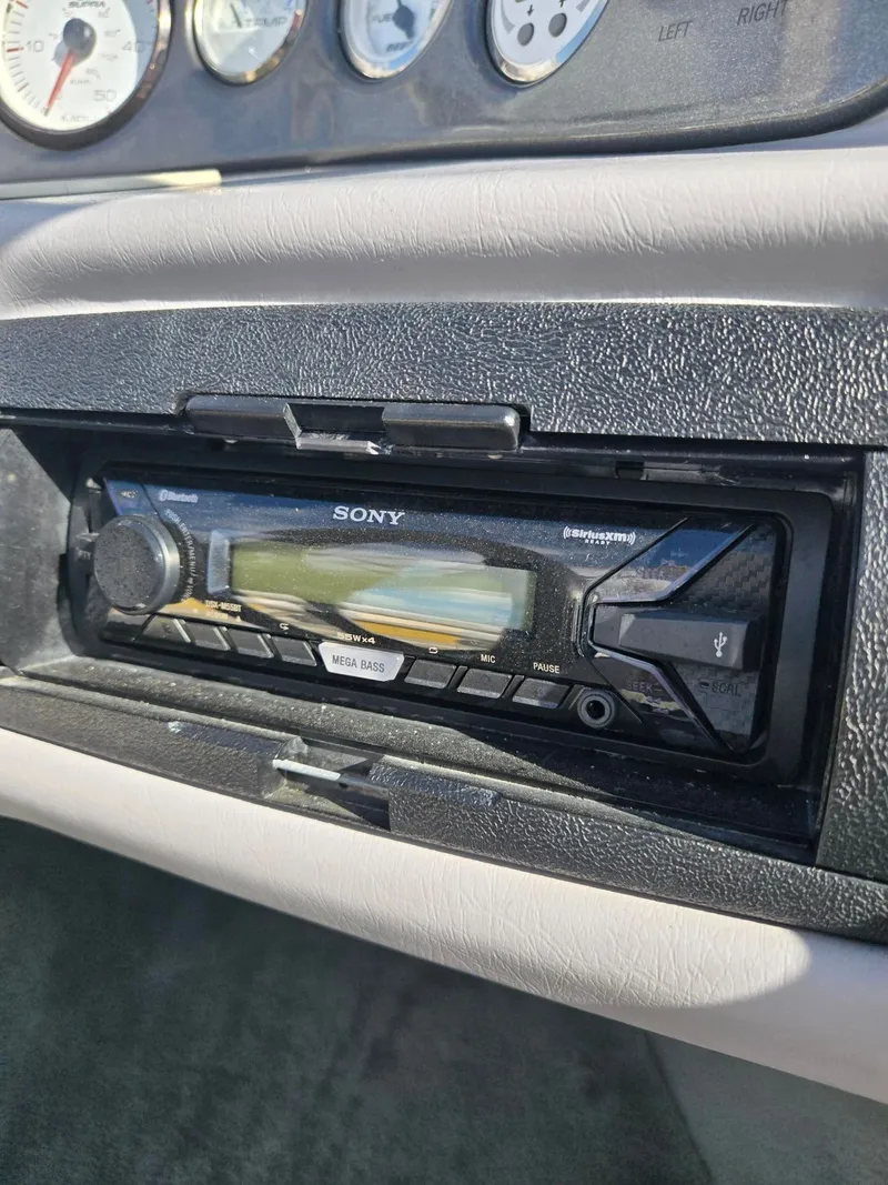 Slide: The Image of Supra Launch SSV 2001 - 15