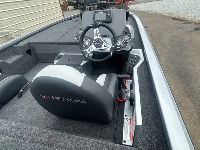 Slide: The Image of Vexus AVX 1880c 2026 - 7