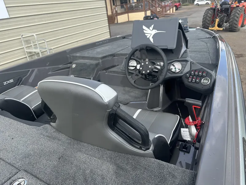 Slide: The Image of Skeeter ZXE21 2026 - 2