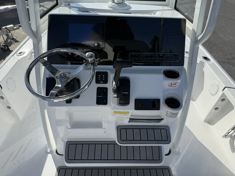 Slide: The Image of Tidewater 2110 Bay Max 2026 - 10