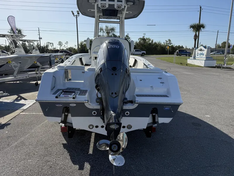 Slide: The Image of Tidewater 220 LXF 2026 - 8