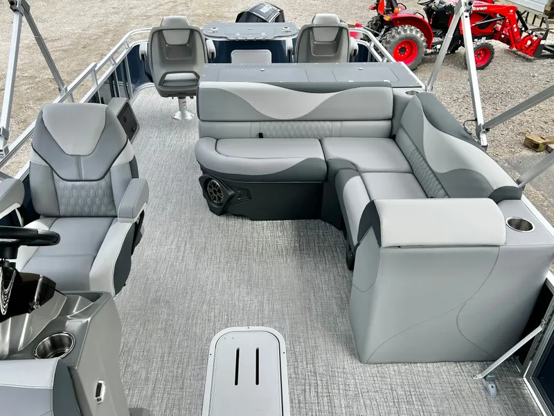 Slide: The Image of Avalon Venture 85 25' Rear Fish Triple-Toon - IN STOCK 2026 - 11