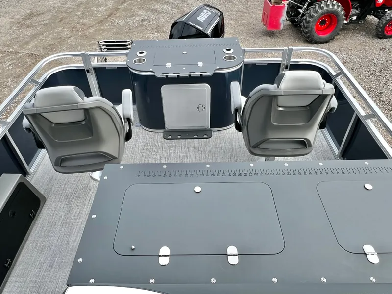 Slide: The Image of Avalon Venture 85 25' Rear Fish Triple-Toon - IN STOCK 2026 - 15