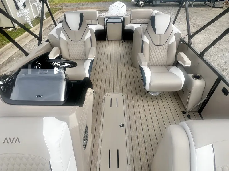 Slide: The Image of Avalon Catalina 23' Quad Lounge Triple-Toon - IN STOCK 2026 - 11