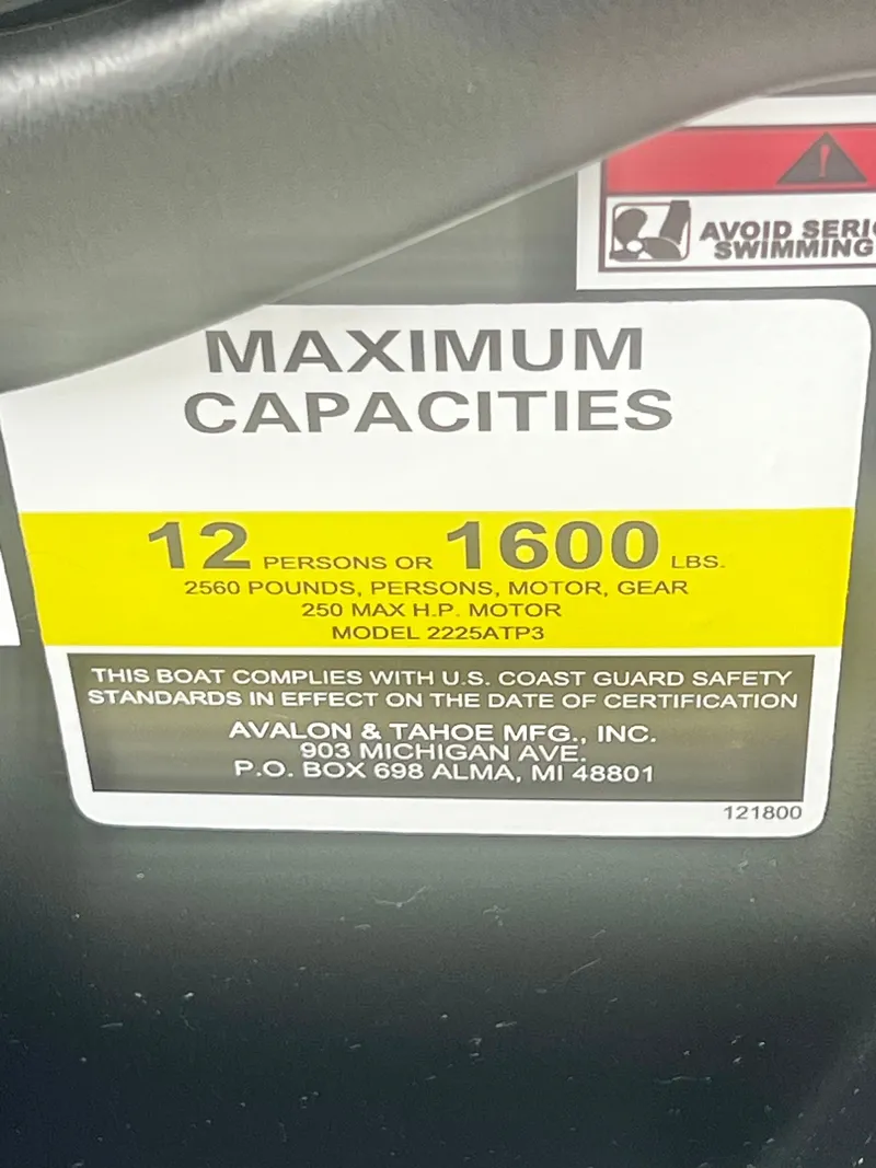Slide: The Image of Avalon Catalina 23' Quad Lounge Triple-Toon - IN STOCK 2026 - 26
