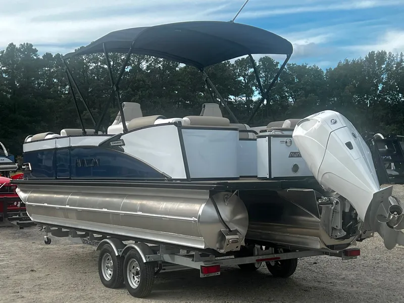 Slide: The Image of Avalon Catalina 23' Quad Lounge Triple-Toon - IN STOCK 2026 - 3