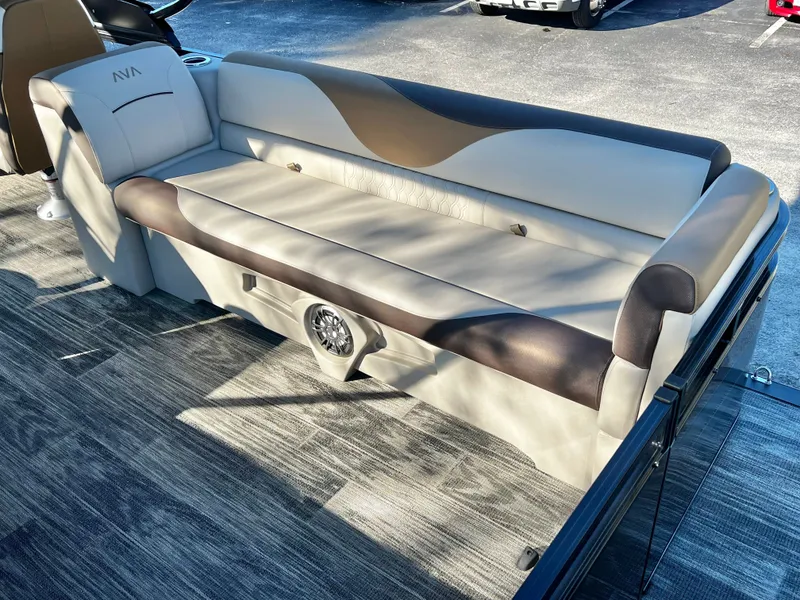 Slide: The Image of Avalon Venture 85 25' Quad Lounge Triple-Toon - IN STOCK 2026 - 19