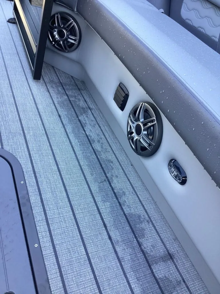 Slide: The Image of Interior of 2026 SunCatcher Fusion 324SS with speakers. - 25
