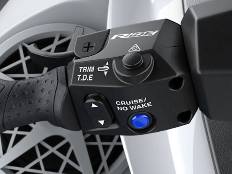 Slide: The Image of Yamaha FX Cruiser® HO 2026 - 2