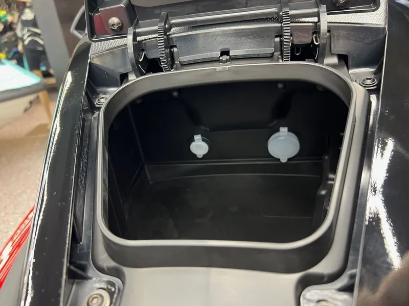 Slide: The Image of Yamaha FX Cruiser® HO 2026 - 9