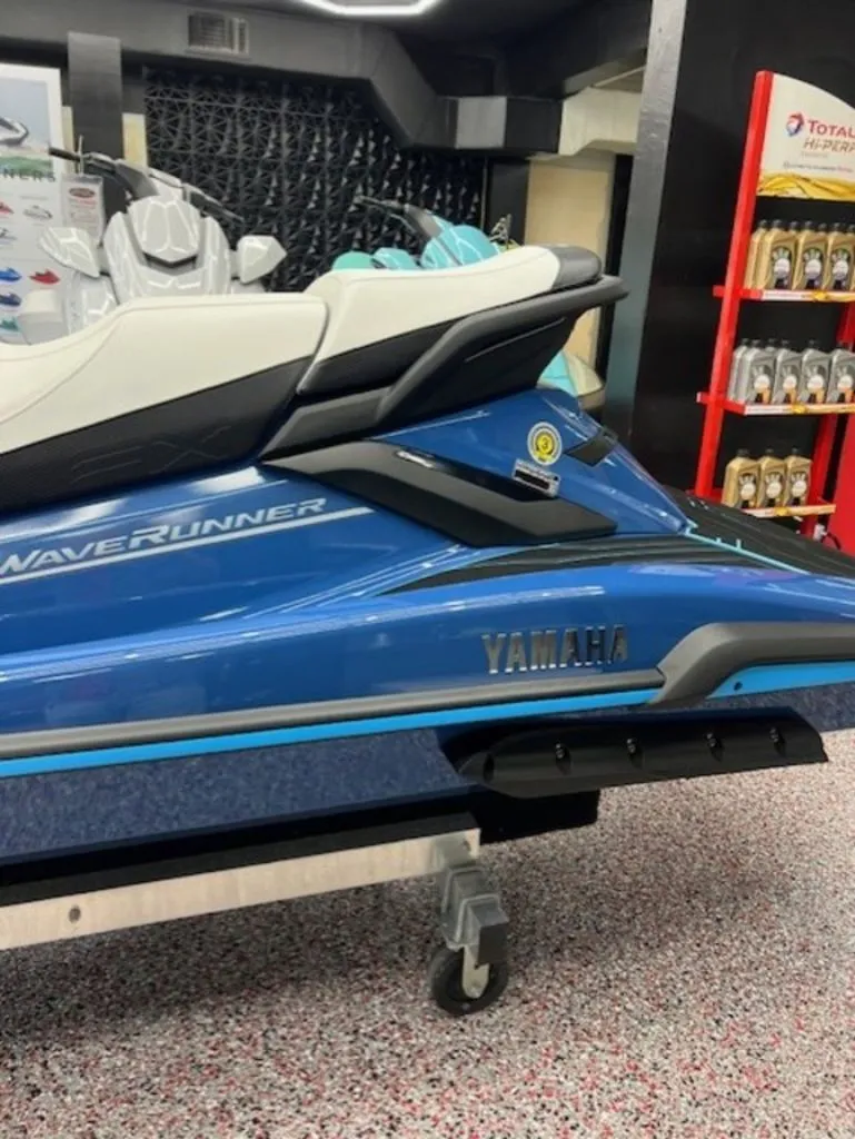 Slide: The Image of Yamaha FX® HO with Audio 2026 - 6