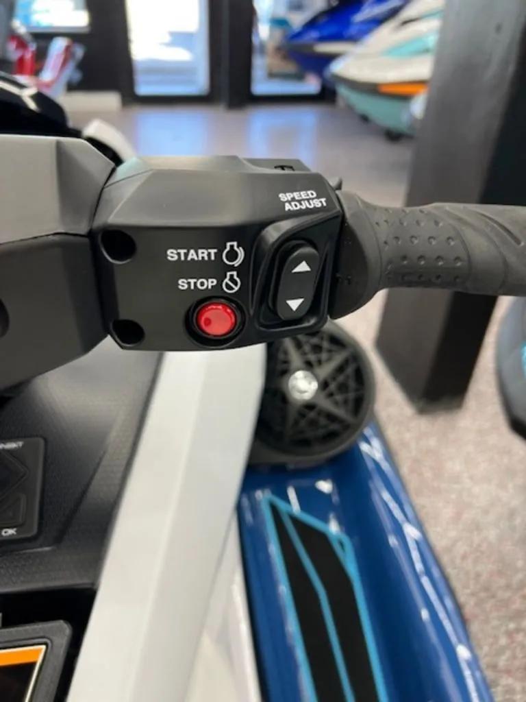 Slide: The Image of Yamaha FX® HO with Audio 2026 - 7