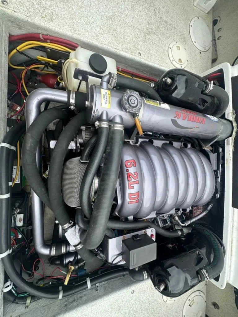 Slide: The Image of Sea Sport 2400 1993 - 16