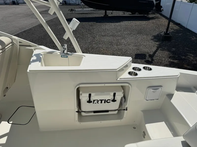 Slide: The Image of World Cat 230 SD 2026 - 25