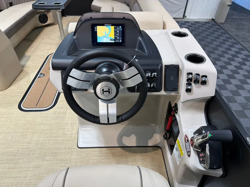 Slide: The Image of Harris Cruiser 250 2026 - 14