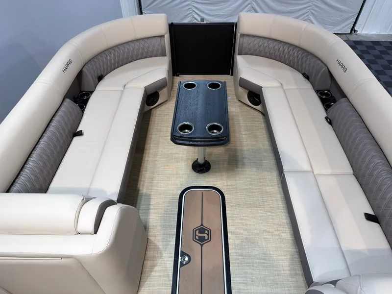 Slide: The Image of Harris Cruiser 250 2026 - 6