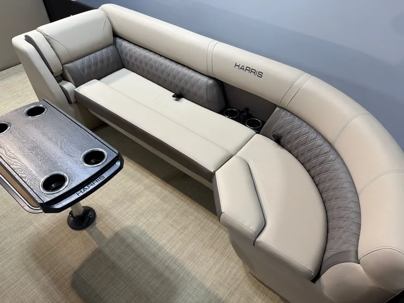 Slide: The Image of Harris Cruiser 250 2026 - 7