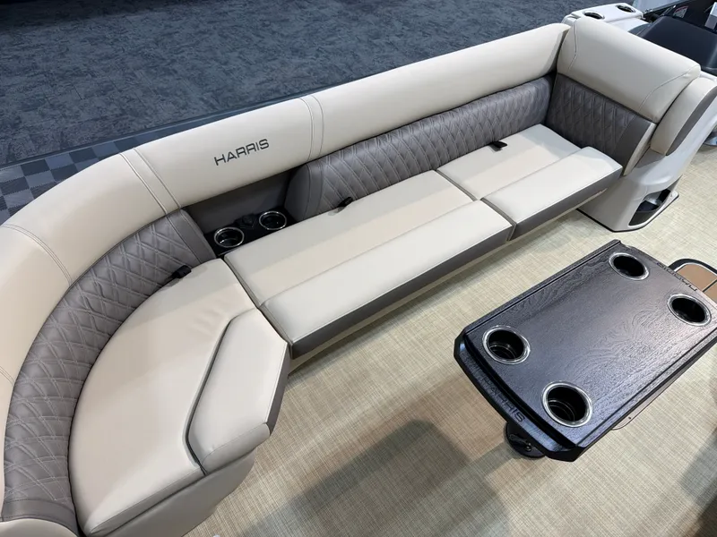 Slide: The Image of Harris Cruiser 250 2026 - 8