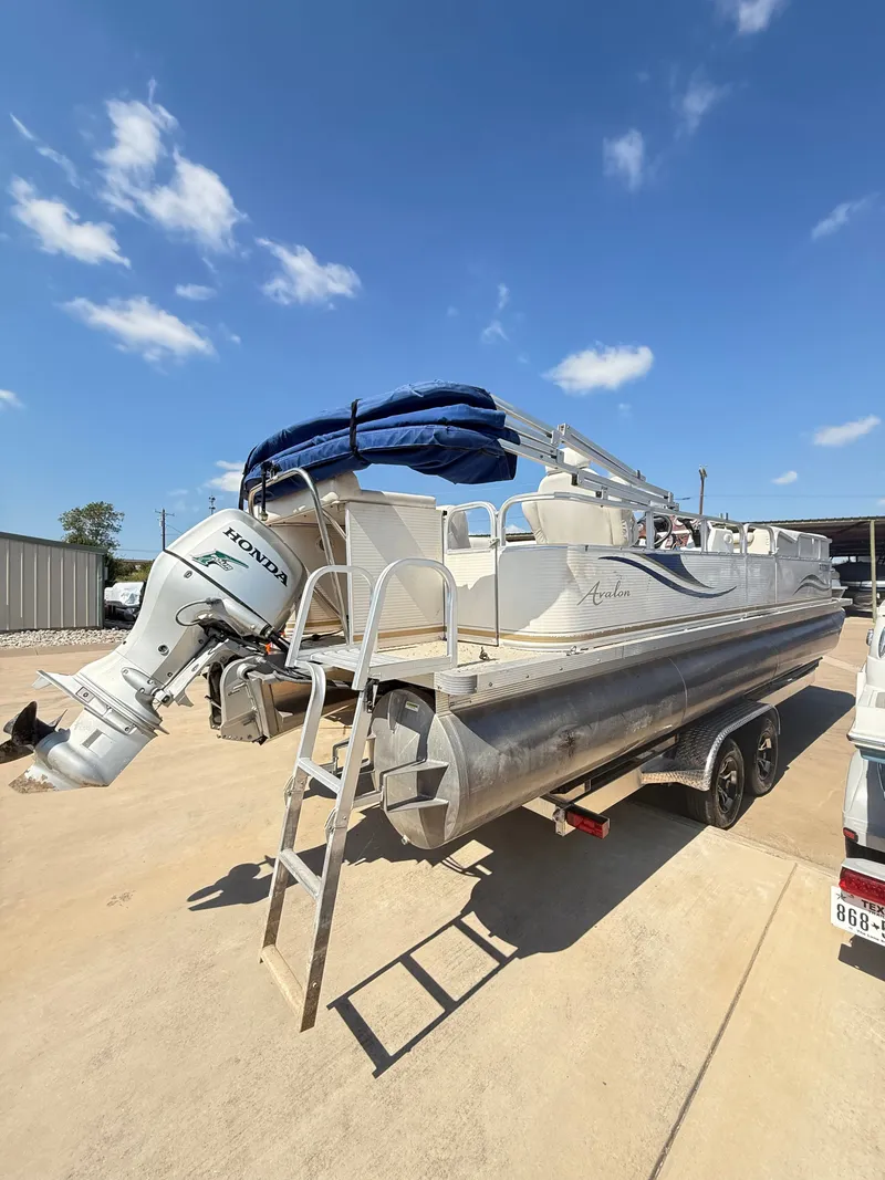 Slide: The Image of Avalon LS 2400 2008 - 2