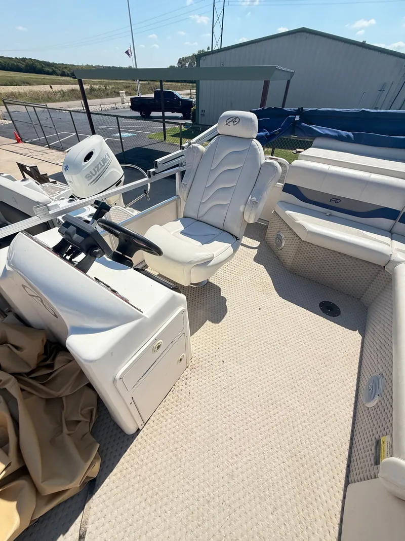 Slide: The Image of Avalon LS 2400 2008 - 25