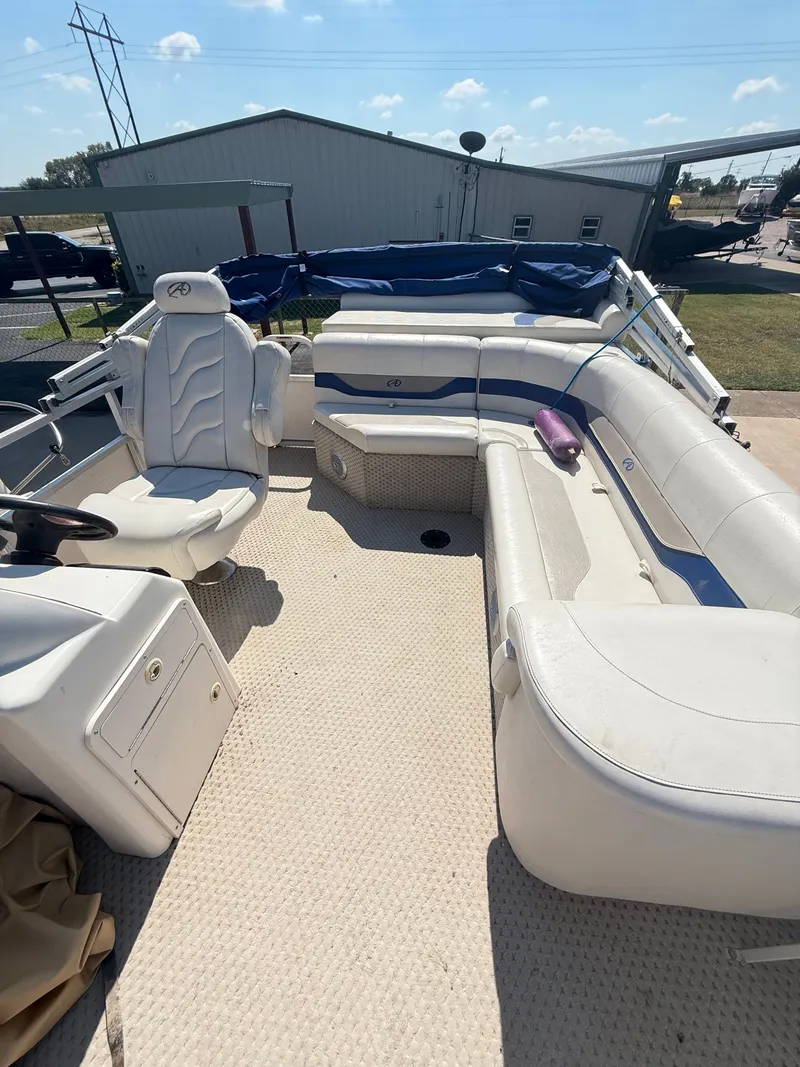 Slide: The Image of Avalon LS 2400 2008 - 26