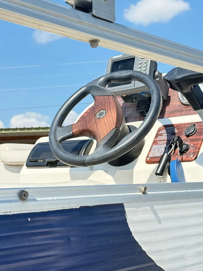 Slide: The Image of Avalon LS 2400 2008 - 28