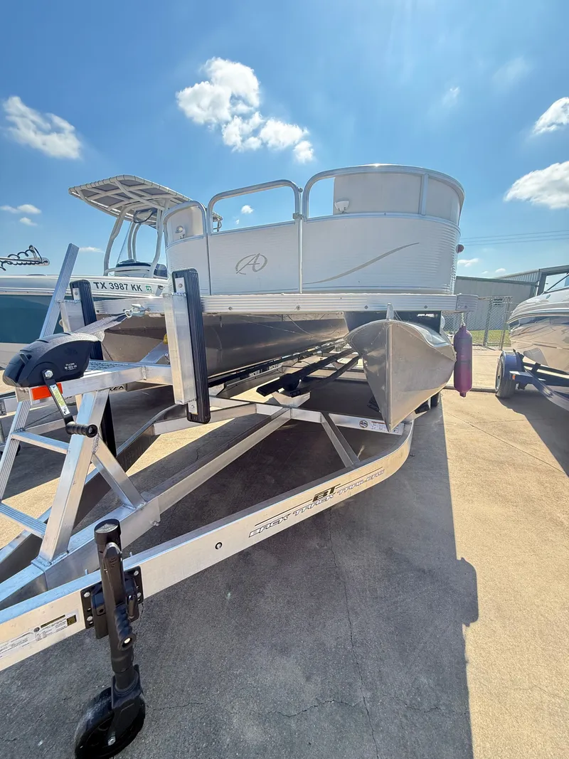 Slide: The Image of Avalon LS 2400 2008 - 8